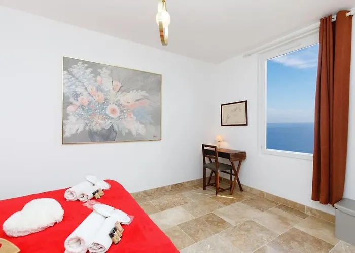 Les Oules Vertes Classe 3 Etoiles * Théoule-sur-Mer